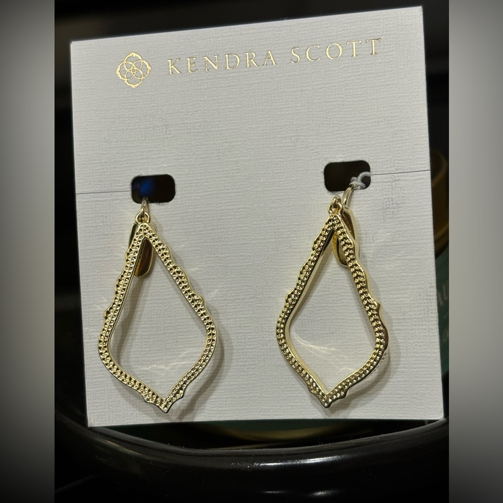 Kendra Scott earrings